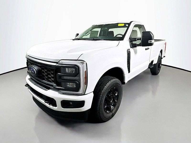 New 2026 Ford F350 XL image 3