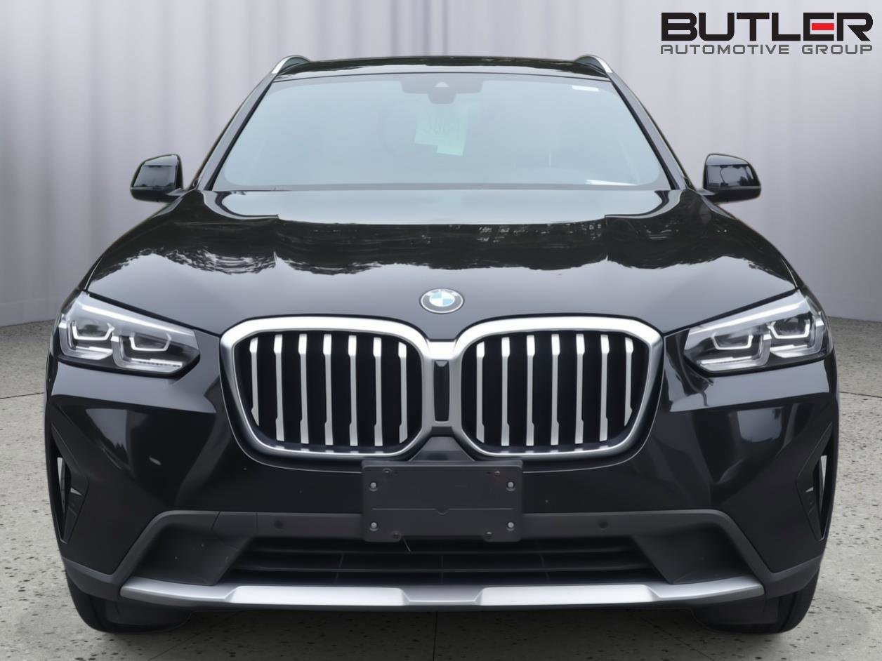 Used 2022 BMW X3 sDrive30i w/ Premium Package 2 RWD image 2