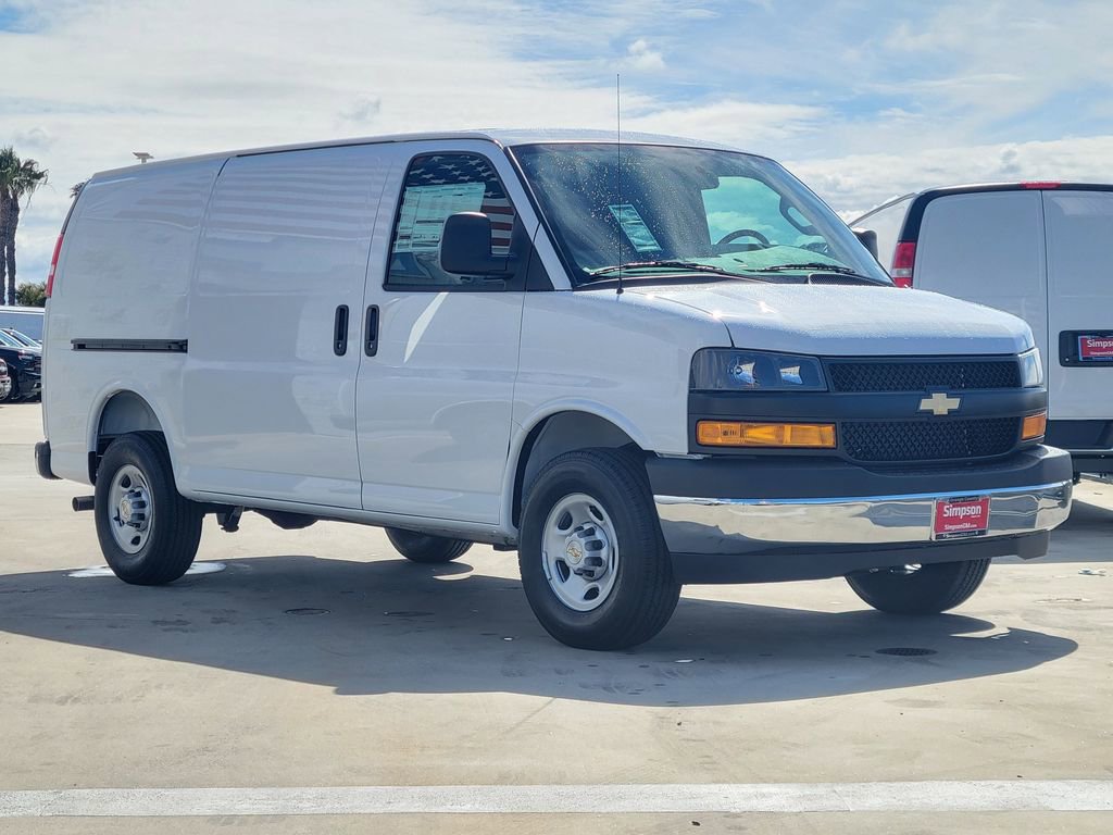 New 2026 Chevrolet Express 2500 w/ Communications Package RWD image 21
