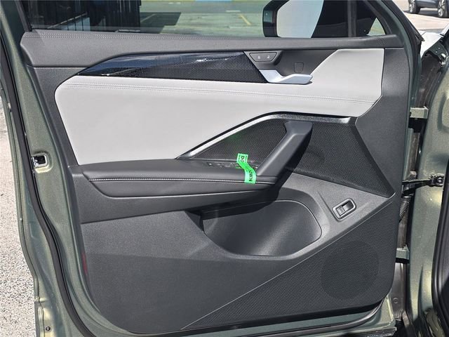 New 2026 Volkswagen Tiguan SE R-Line FWD image 12