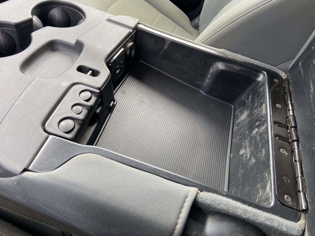 Used 2017 RAM 2500 Tradesman w/ Chrome Appearance Group image 26