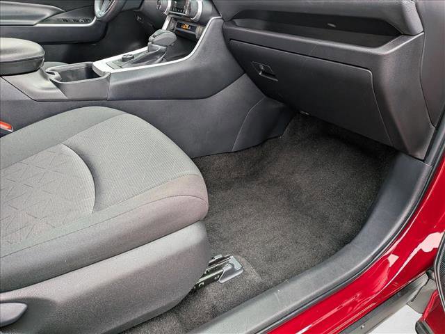 Used 2025 Toyota RAV4 XLE image 15
