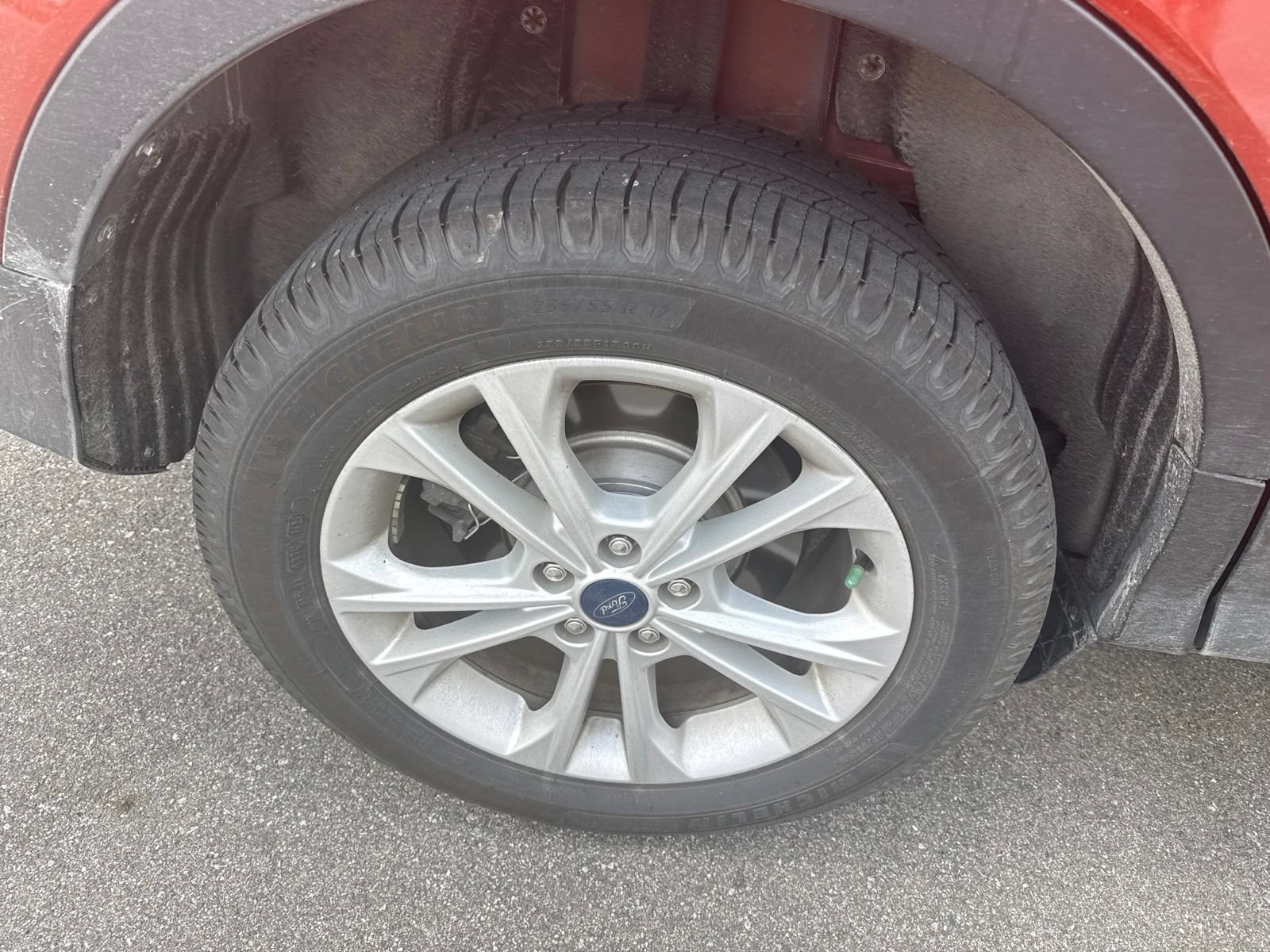 Used 2019 Ford Escape SEL AWD/4WD image 13