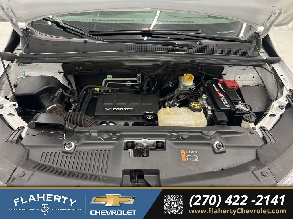 Used 2020 Chevrolet Trax LT w/ LT Convenience Package image 16