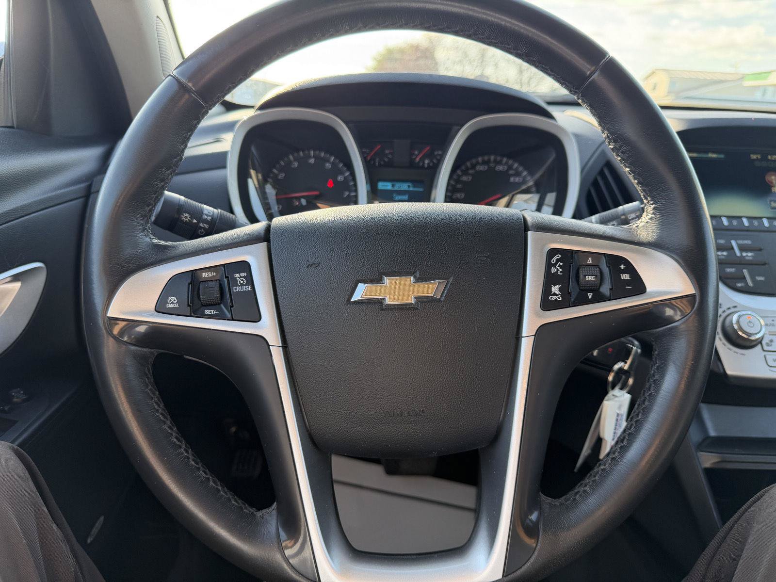 Used 2016 Chevrolet Equinox LTZ w/ Enhanced Convenience Package AWD/4WD image 14