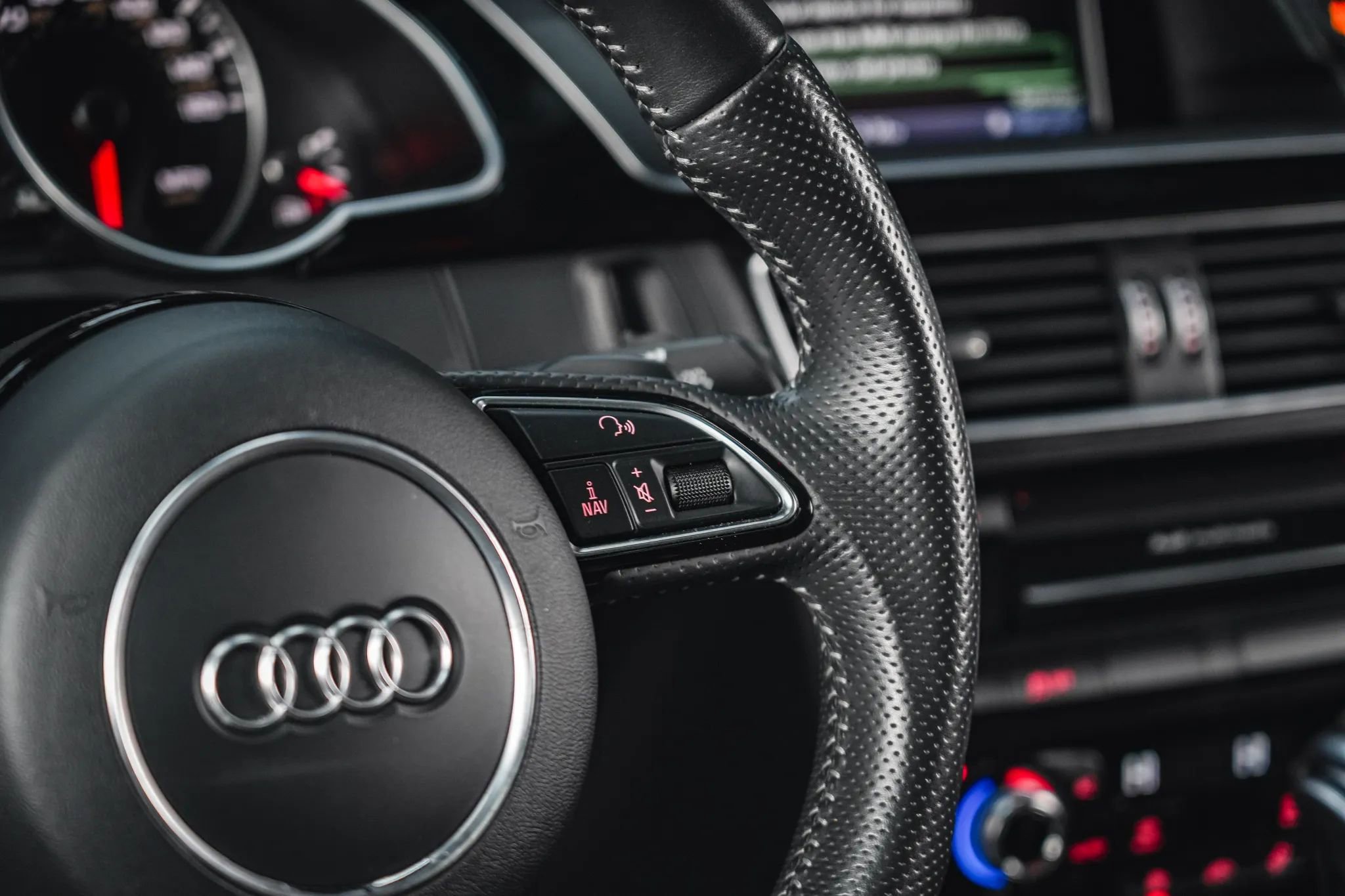 Used 2013 Audi A5 2.0T Prestige AWD/4WD image 35