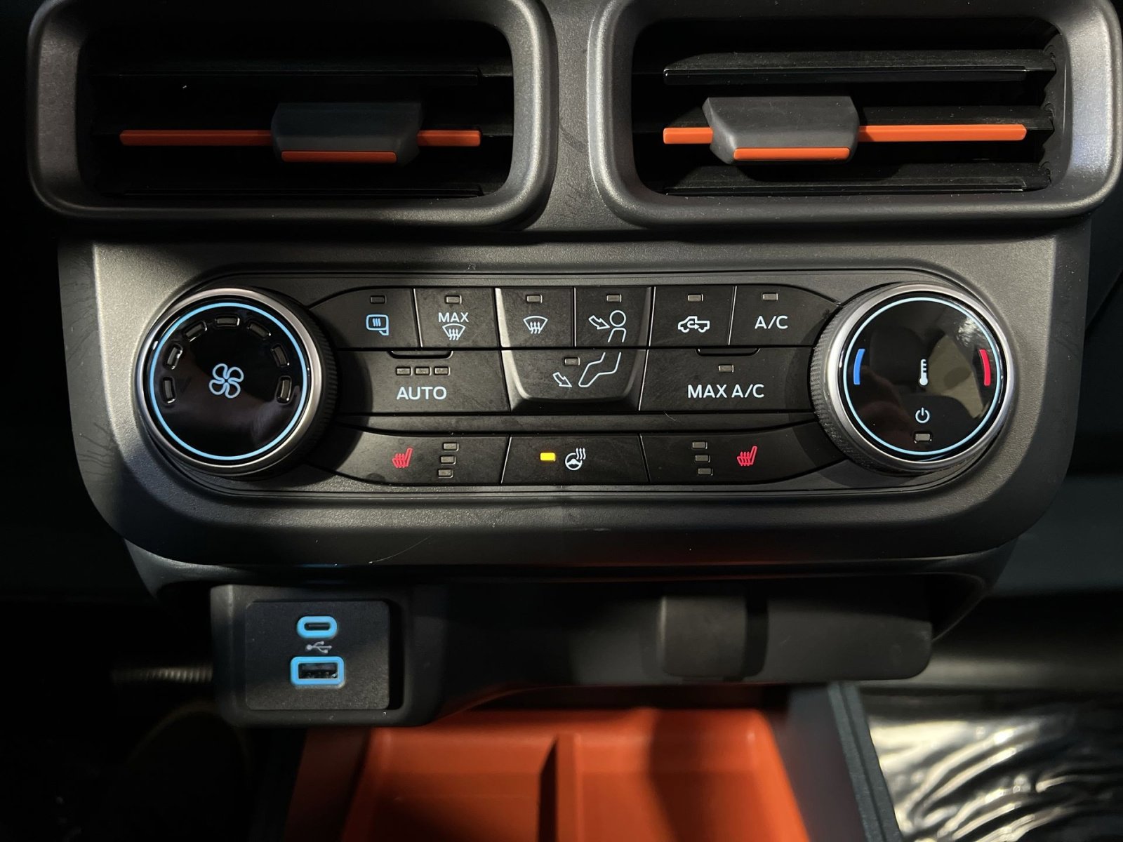 Used 2024 Ford Maverick XLT w/ XLT Luxury Package image 19