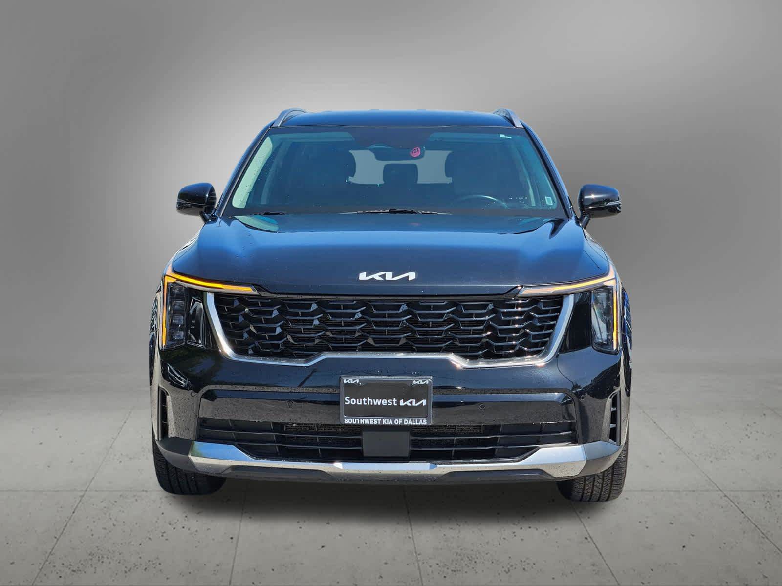 Certified 2024 Kia Sorento S FWD image 9