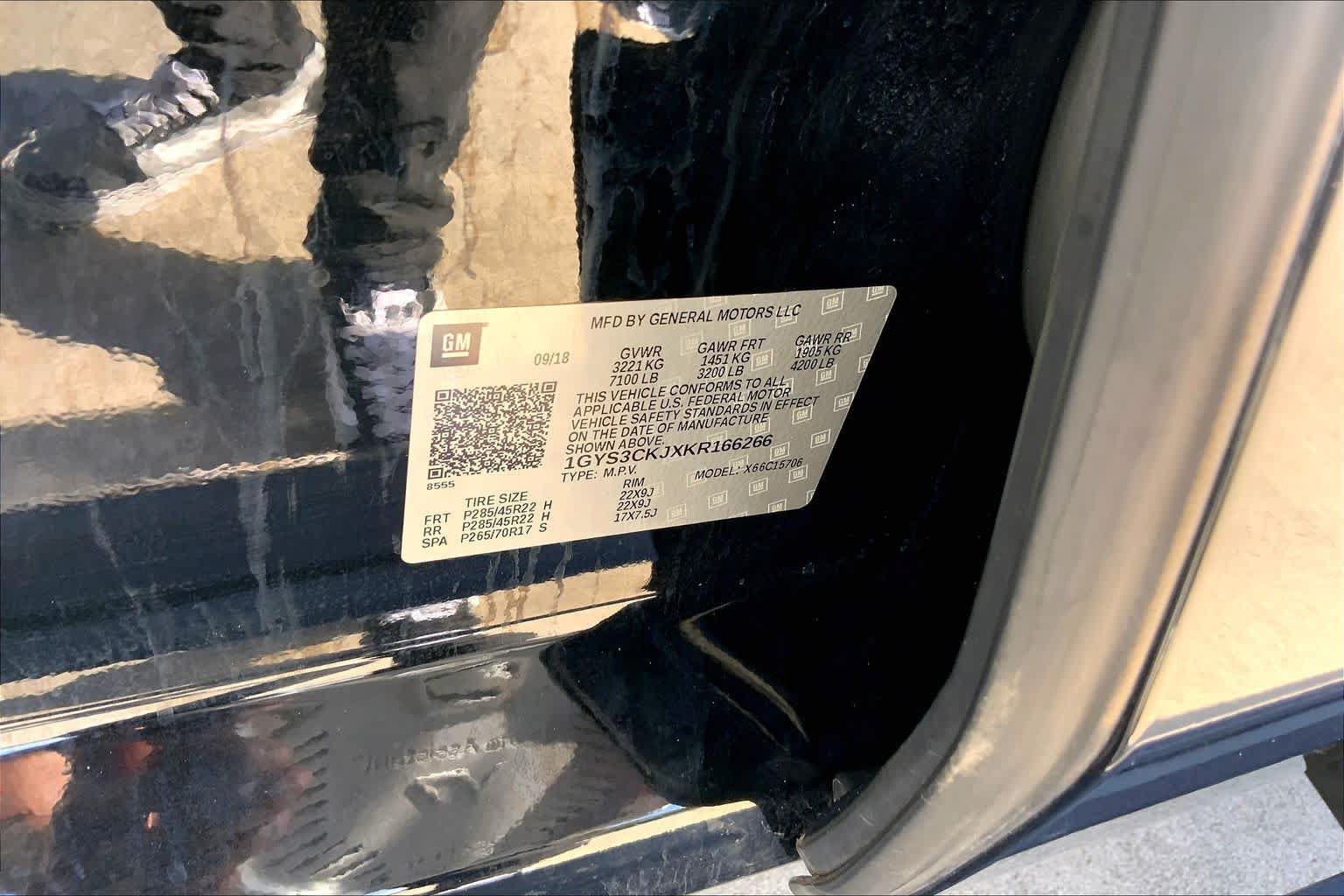 Certified 2019 Cadillac Escalade Premium Luxury RWD image 37
