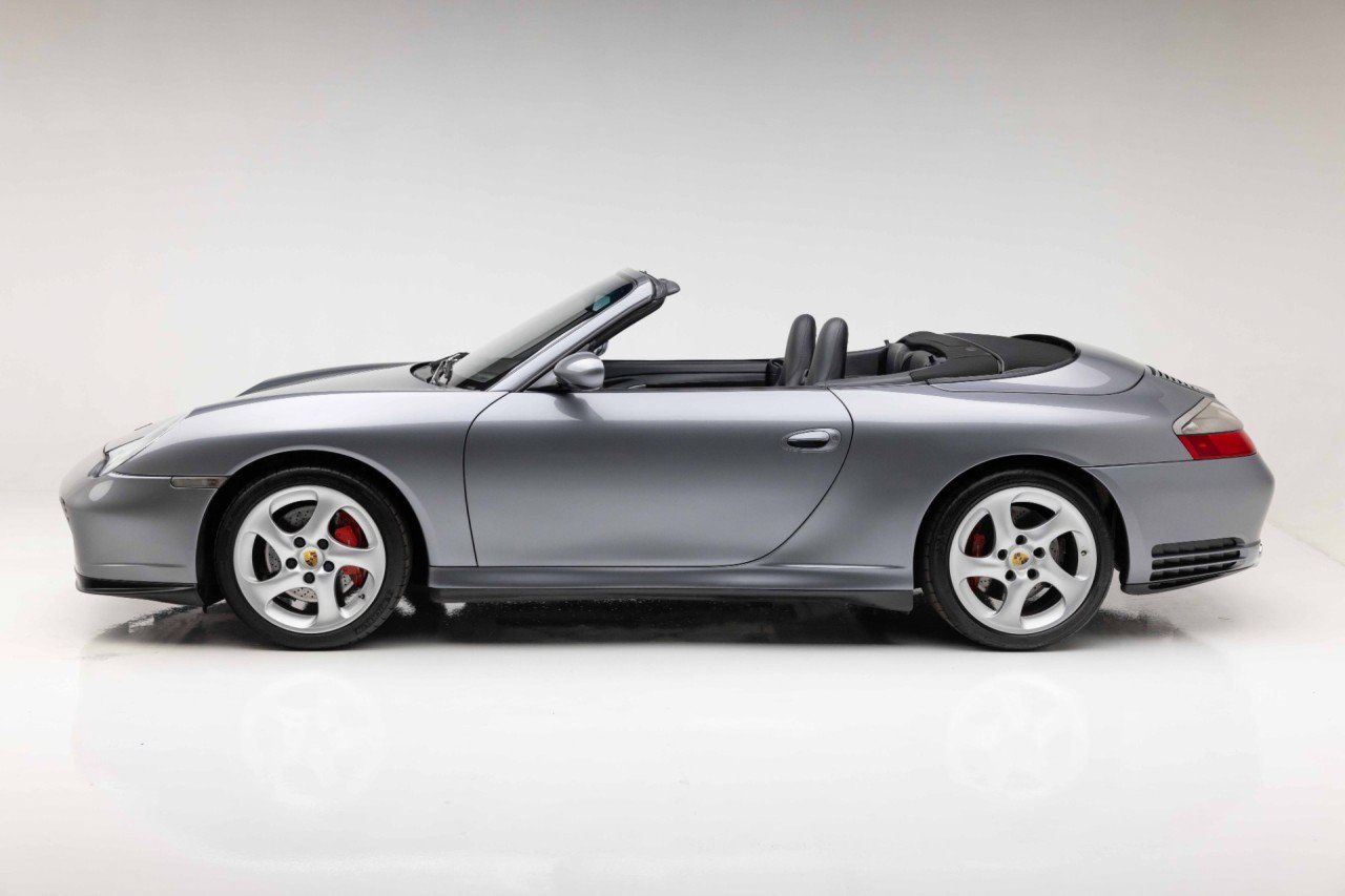 Used 2004 Porsche 911 Carrera 4 AWD/4WD image 13