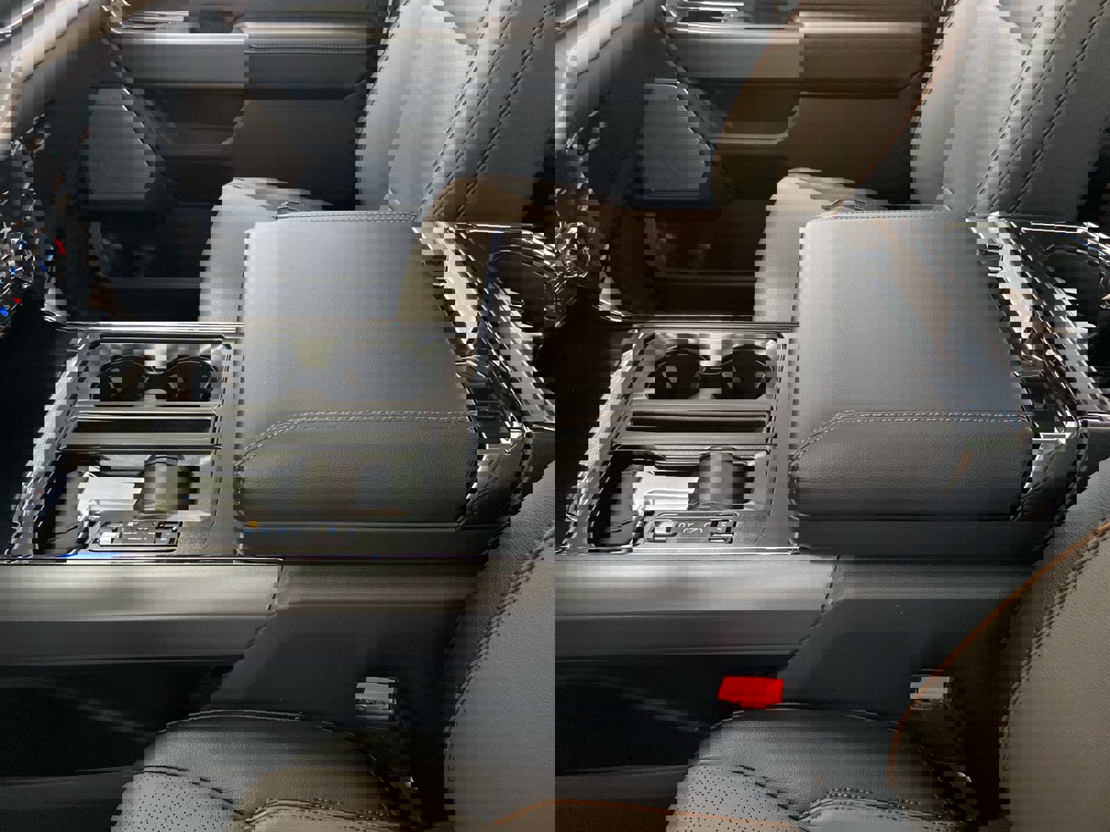 New 2026 Ford F150 Lariat w/ Equipment Group 502A High image 27