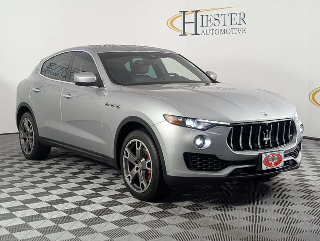 Used 2018 Maserati Levante AWD/4WD image 2