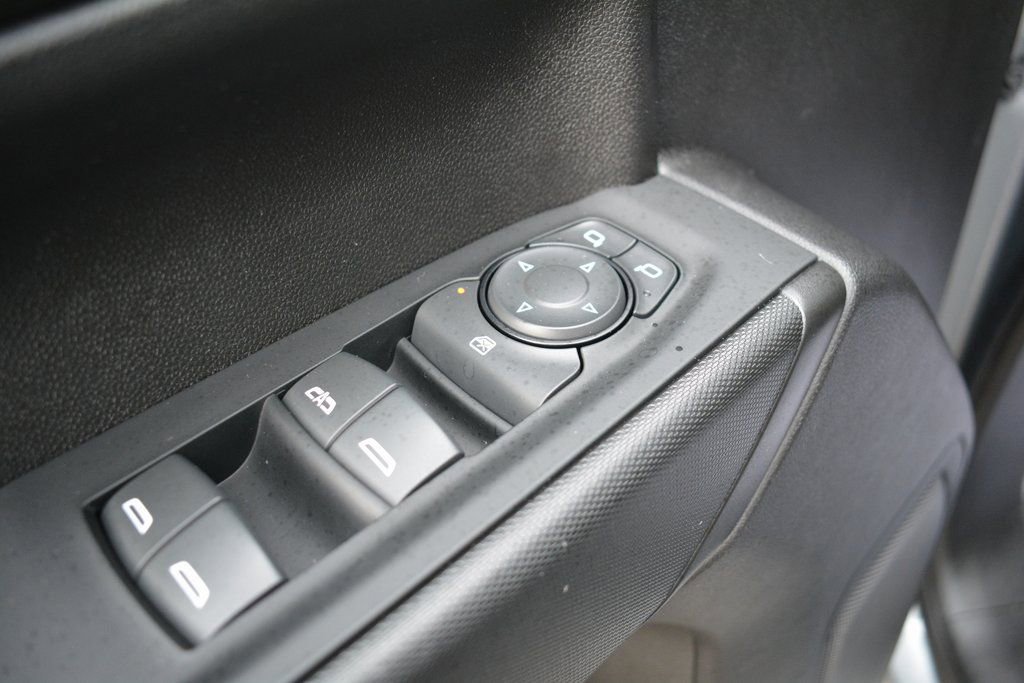Used 2023 Chevrolet Silverado 1500 Custom image 8