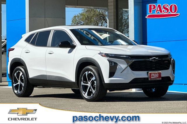 New 2026 Chevrolet Trax RS w/ Sunroof Package