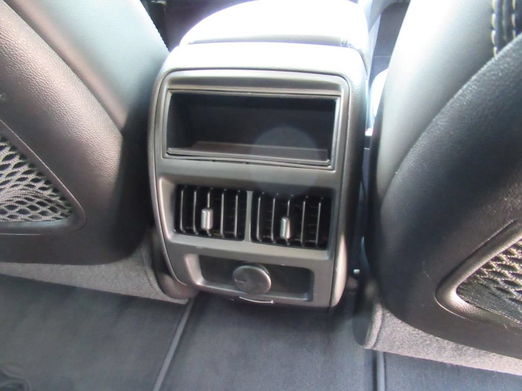 Used 2012 Cadillac SRX Luxury FWD image 31
