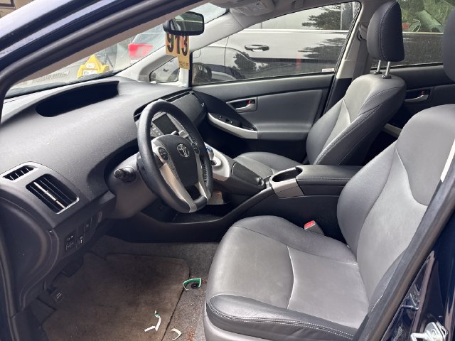 Used 2015 Toyota Prius Four w/ Deluxe Solar Roof Package FWD image 12