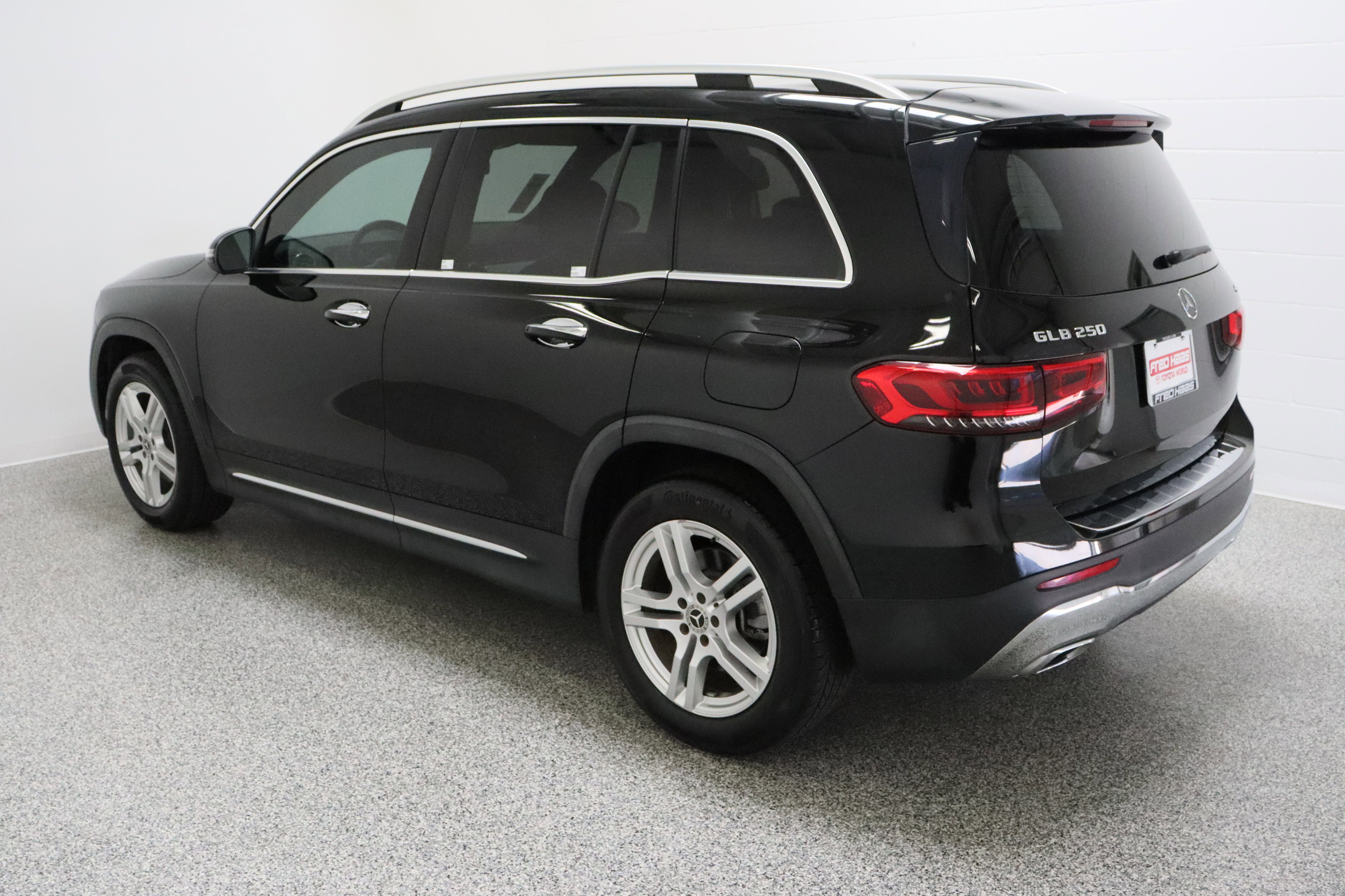 Used 2020 Mercedes-Benz GLB 250 4MATIC image 9