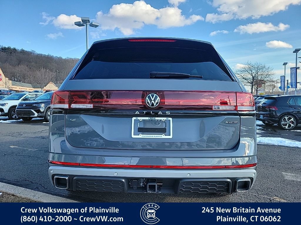 Certified 2025 Volkswagen Atlas Peak Edition SE image 28