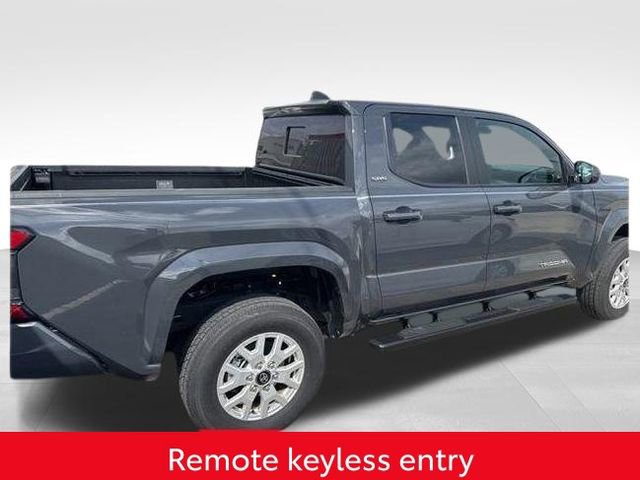 Used 2025 Toyota Tacoma SR5 w/ SR5 Upgrade Package image 8