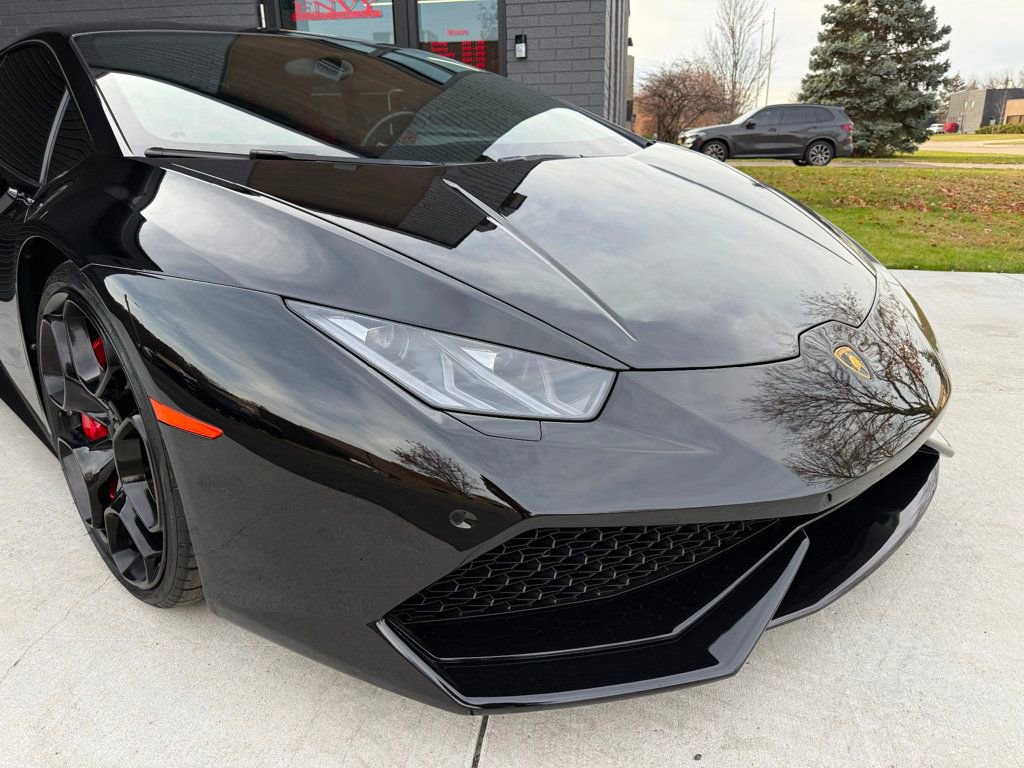 Used 2015 Lamborghini Huracan LP 610-4 image 2