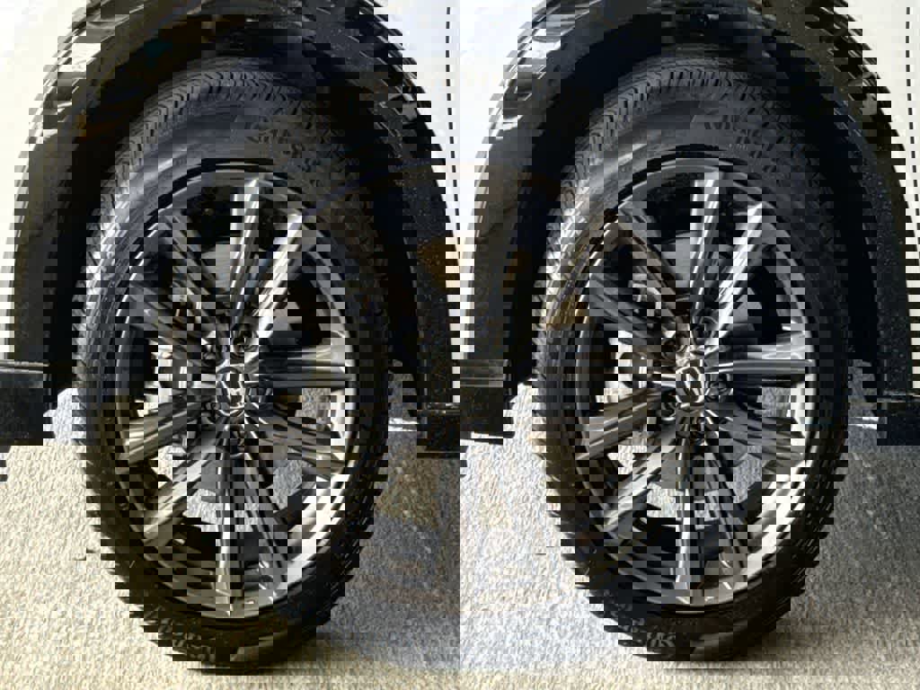 Certified 2025 Acura ADX A-Spec image 11