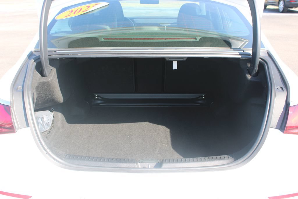 Used 2025 Mercedes-Benz E 350 Sedan image 14