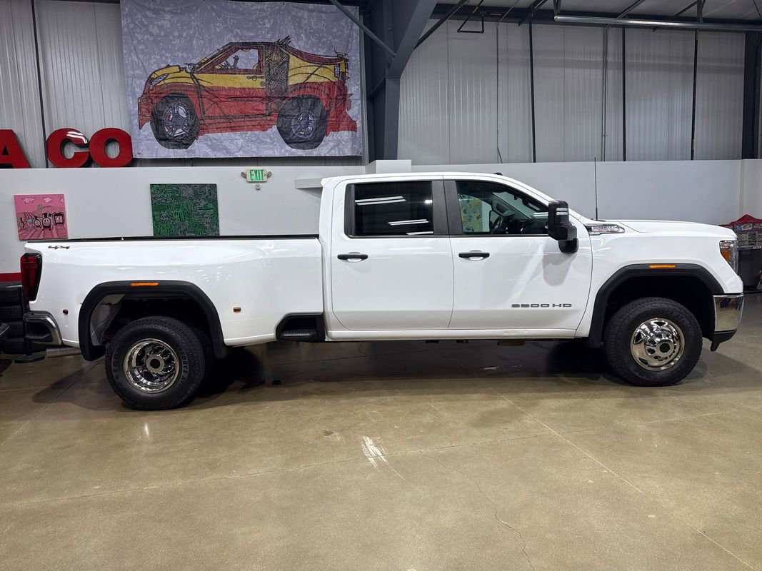 Used 2023 GMC Sierra 3500 Pro w/ Convenience Package AWD/4WD image 3