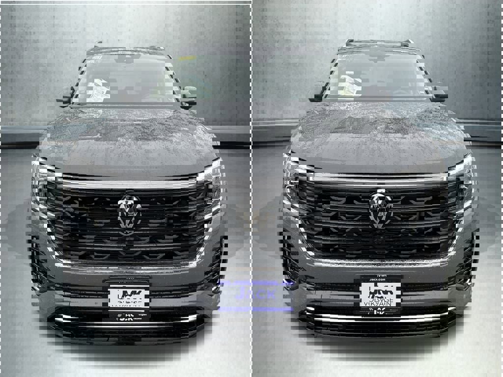 New 2025 Volkswagen Atlas SEL Premium R-Line image 8