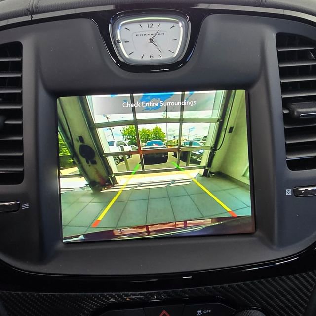 Used 2023 Chrysler 300 C RWD image 27