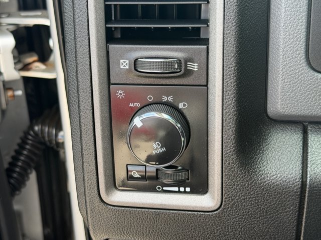 Used 2018 RAM 1500 Express w/ Express Value Package RWD image 34