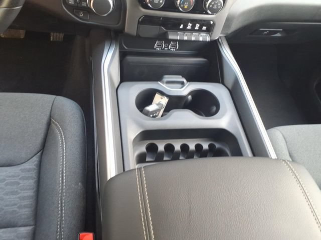 New 2026 RAM 1500 Express AWD/4WD image 15