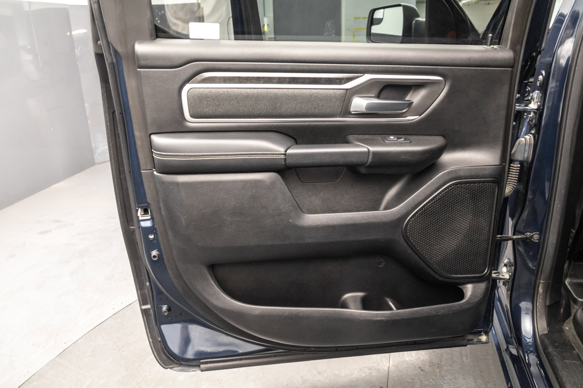 Used 2020 RAM 1500 Big Horn AWD/4WD image 32