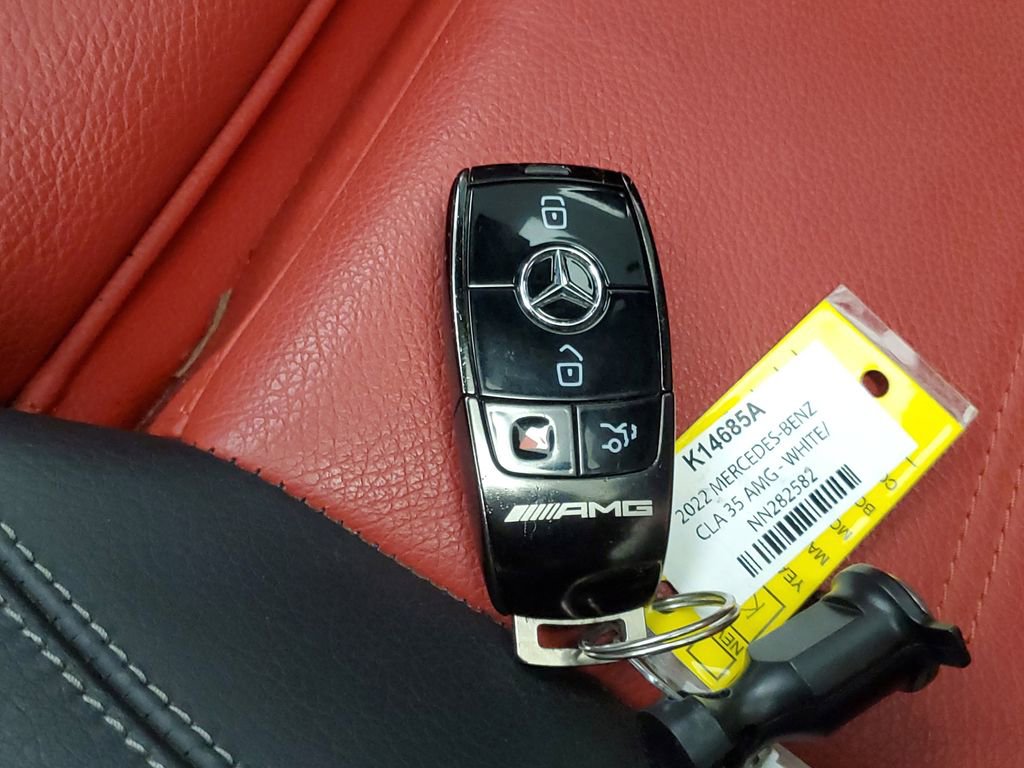 Used 2022 Mercedes-Benz CLA 35 AMG 4MATIC image 27