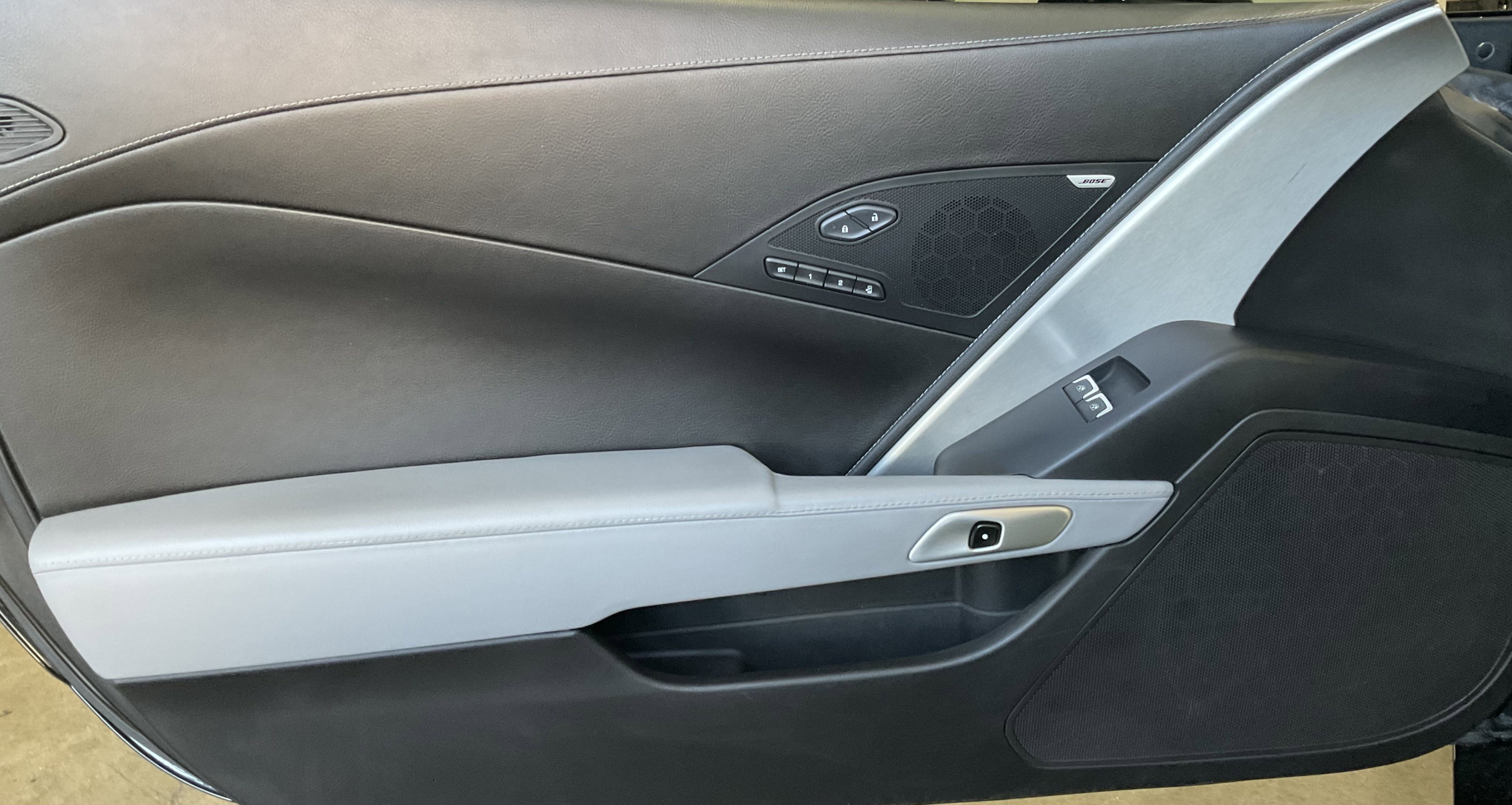 Used 2016 Chevrolet Corvette Stingray Coupe w/ 2LT Preferred Equipment Group RWD image 32