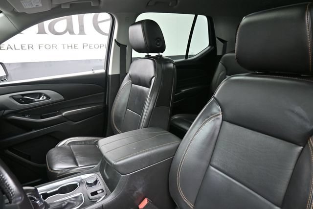 Used 2021 Chevrolet Traverse LT w/ LT Premium Package AWD/4WD image 16