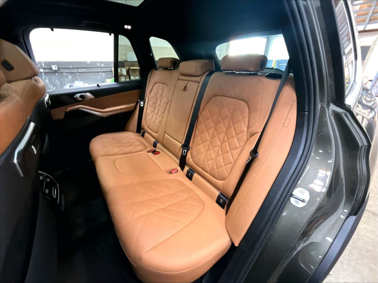 Used 2026 BMW X5 xDrive50e w/ Executive Package AWD/4WD image 29