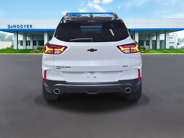 Used 2023 Chevrolet TrailBlazer RS w/ Sun and Liftgate Package image 8