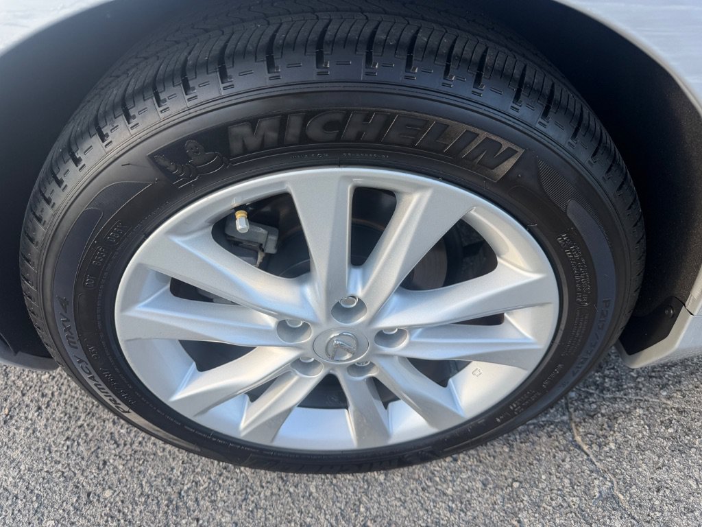 Used 2010 Lexus ES 350 w/ Preferred Accessory Package FWD image 11