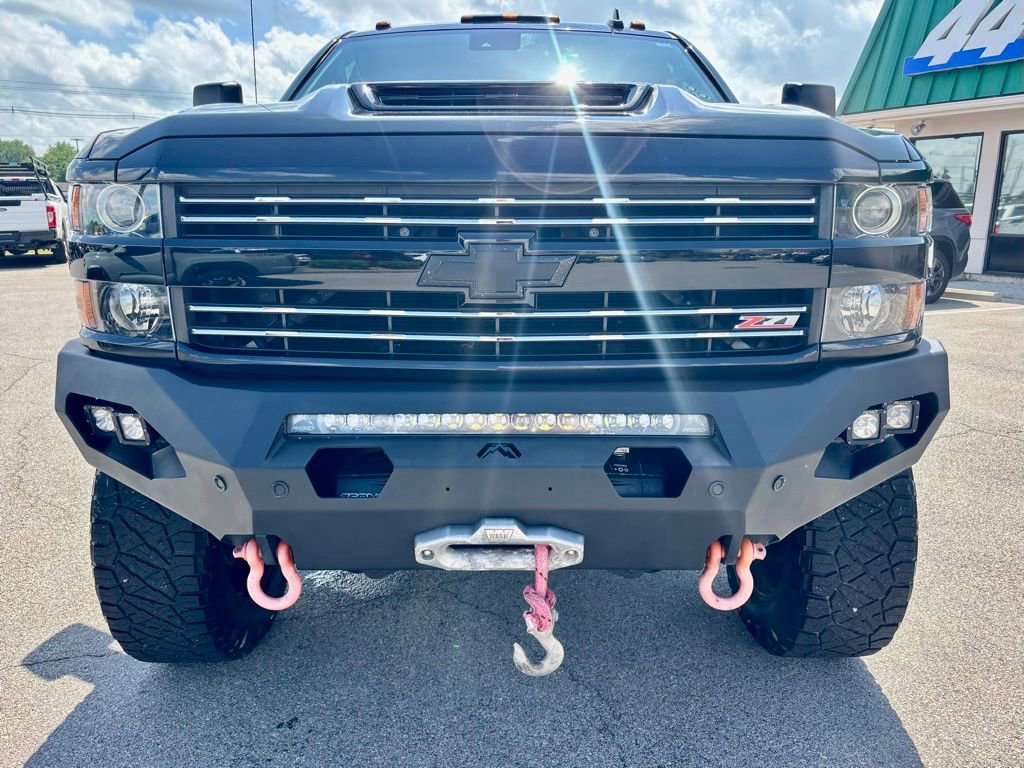 Used 2019 Chevrolet Silverado 2500 LTZ w/ Duramax Plus Package AWD/4WD image 9