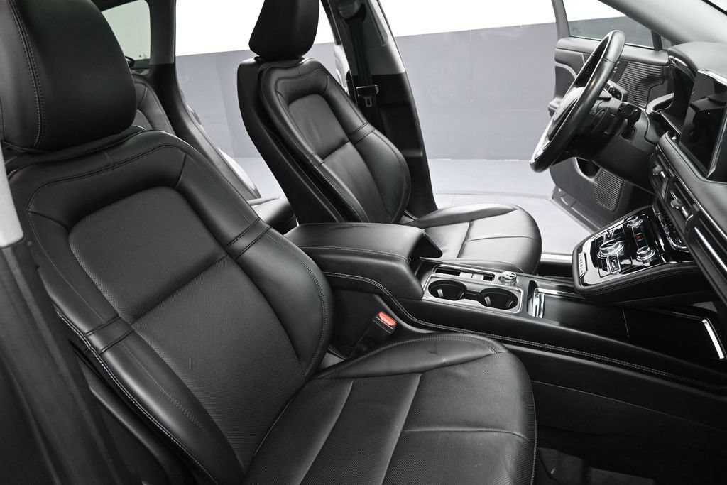 Used 2022 Lincoln Corsair Grand Touring AWD/4WD image 17
