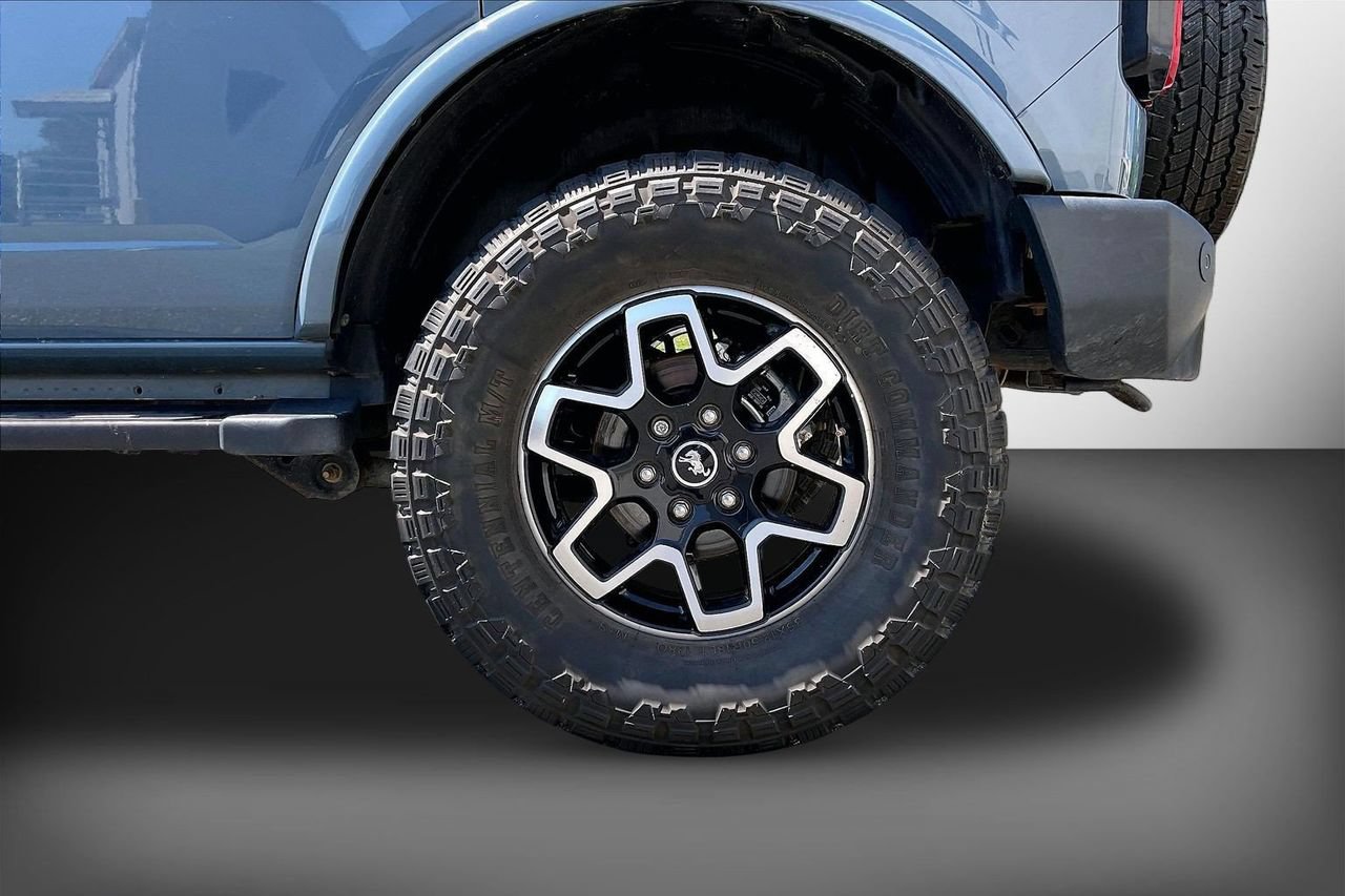 Used 2023 Ford Bronco Outer Banks AWD/4WD image 34