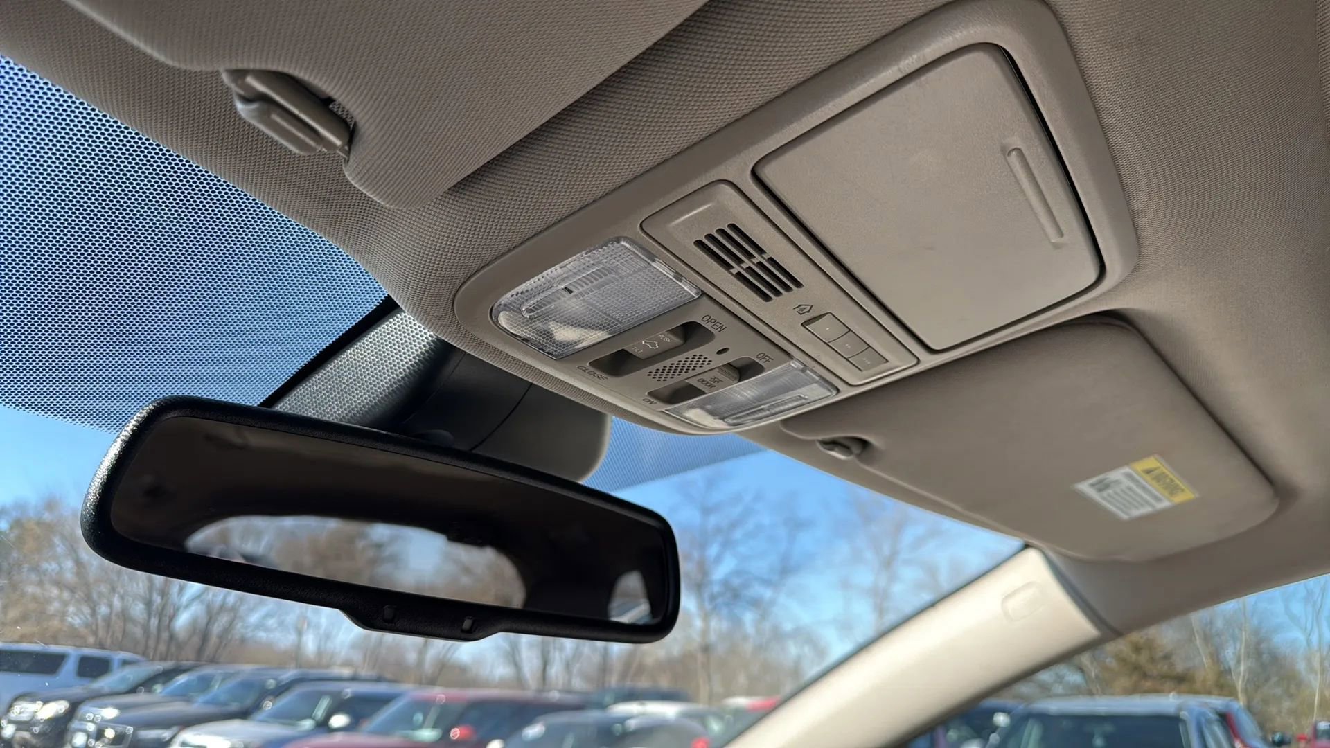 Used 2017 Honda Odyssey Touring Elite image 35