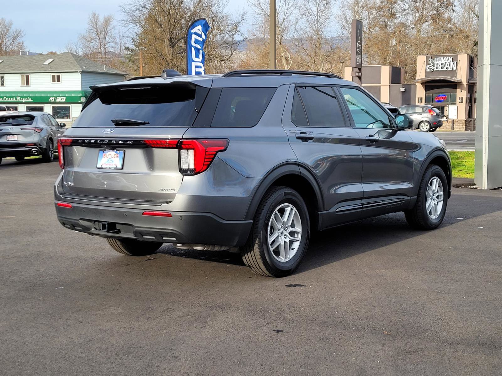 New 2026 Ford Explorer Active image 5