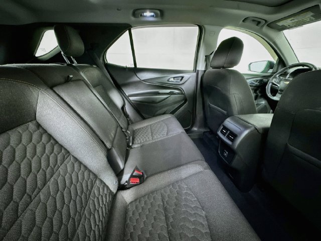 Used 2020 Chevrolet Equinox LT FWD image 24