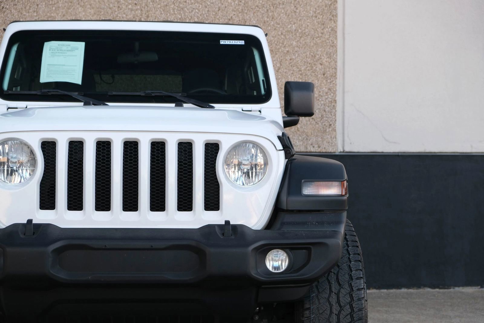Used 2023 Jeep Wrangler Unlimited Sport image 3