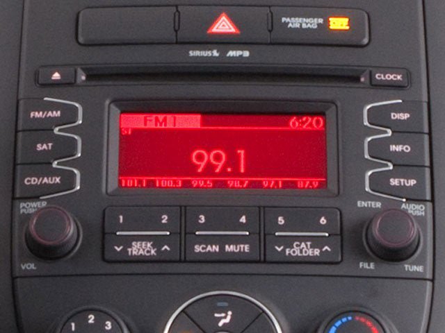 Used 2013 Kia Soul + FWD image 12