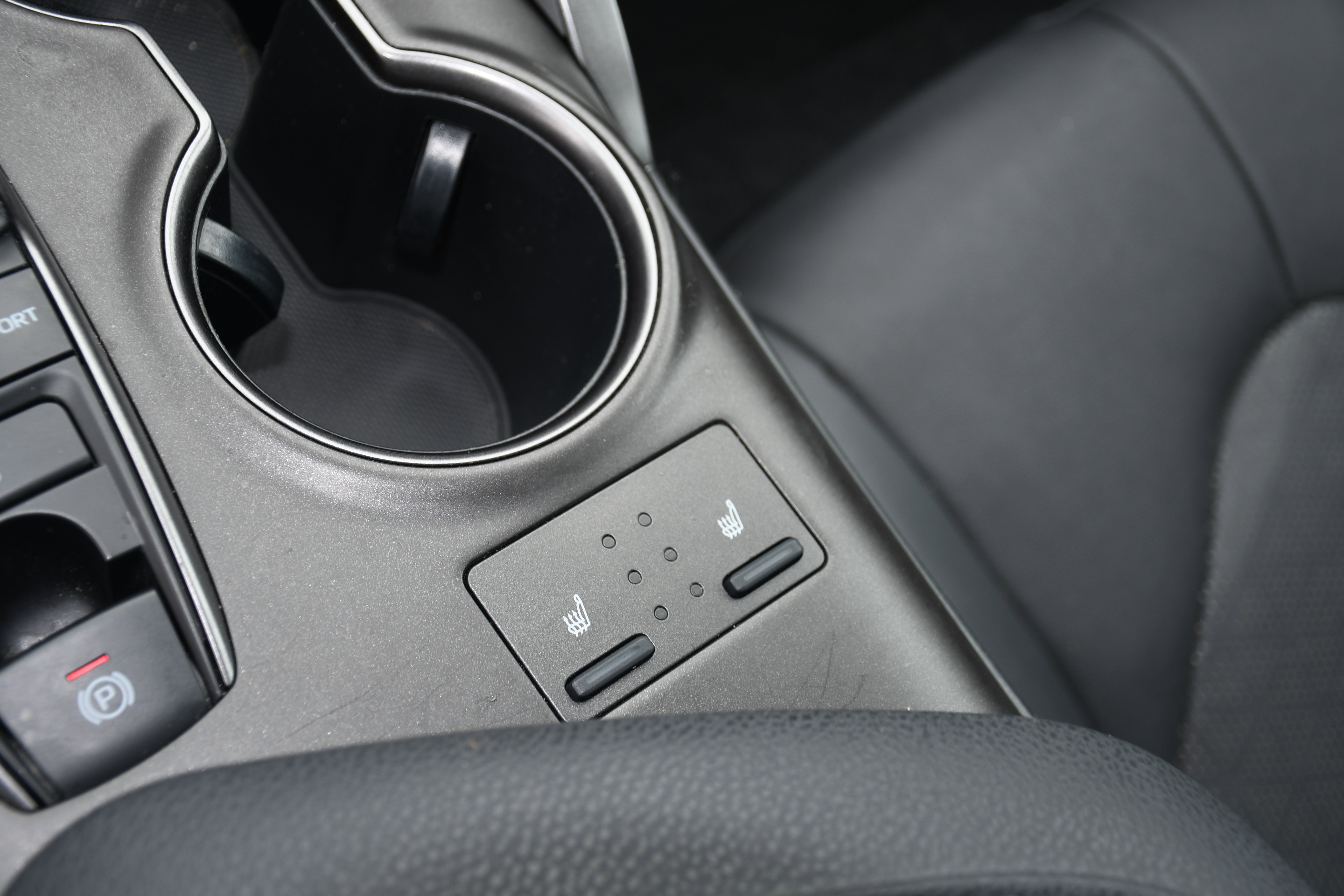 Certified 2022 Toyota Camry XSE FWD image 14