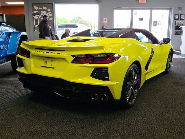 Used 2022 Chevrolet Corvette Stingray Convertible w/ Battery Protection Package RWD image 5