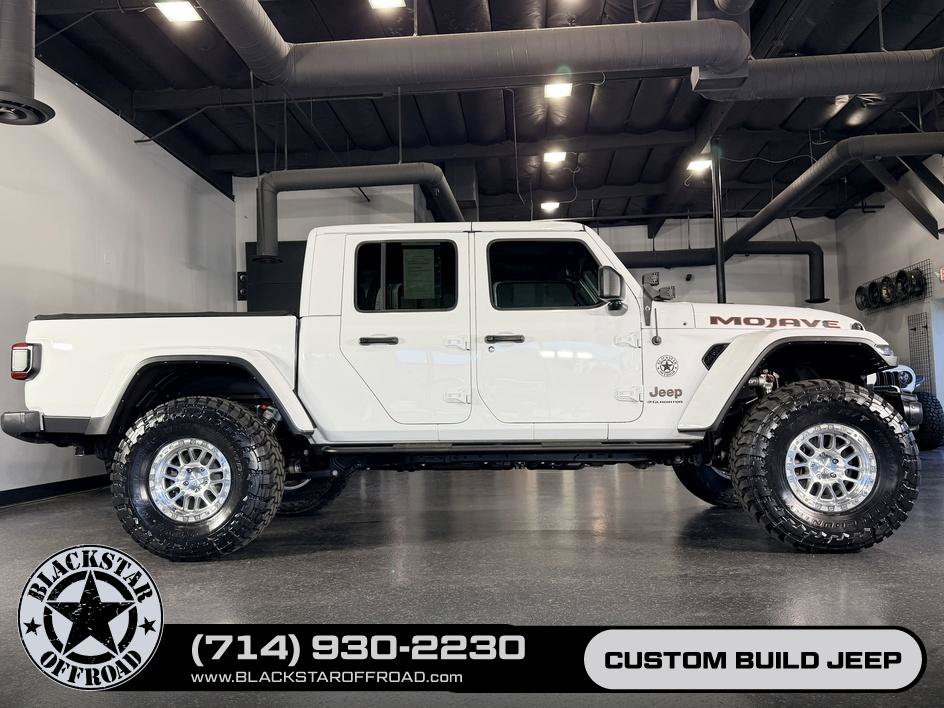 Used 2023 Jeep Gladiator Mojave w/ LED Lighting Group AWD/4WD image 1