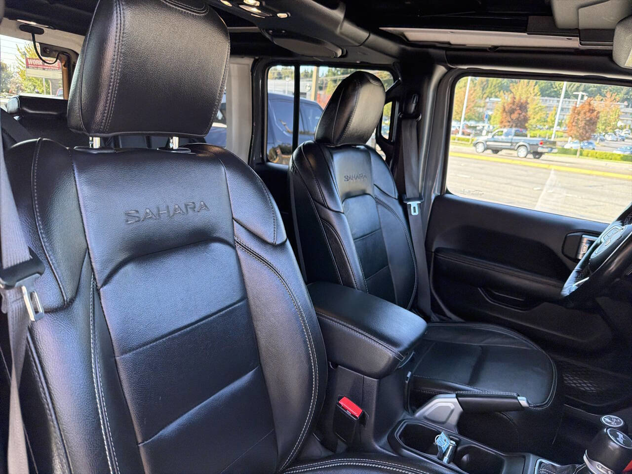 Used 2021 Jeep Wrangler Unlimited Sahara w/ Cold Weather Group image 22